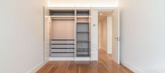 3 غرف نوم منزل ذو طابقين في Lisbon, Portugal رقم 111246 9