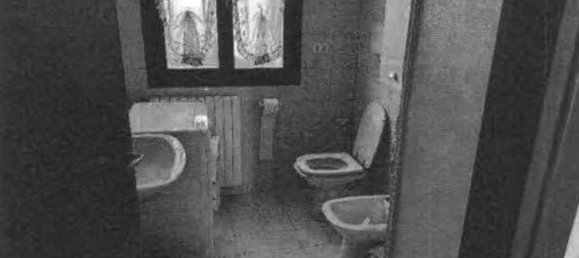 3 rooms Apartment in Chioggia, Italy No. 15456 6