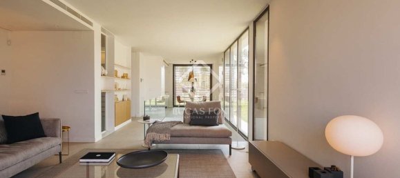 5 bedrooms House in Gava, Spain No. 25819 18