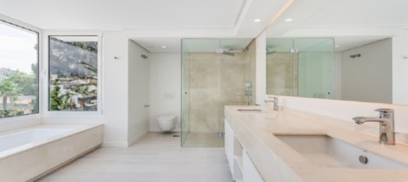 7 bedrooms Villa in Marbella, Spain No. 2461 8