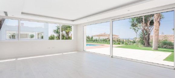 7 bedrooms Villa in Marbella, Spain No. 2461 7