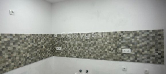 80m² Commercial property in Lisbon, Portugal No. 147235 23