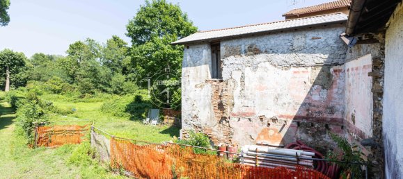 5-salle Maison à Rogeno, Italy No. 275051 3