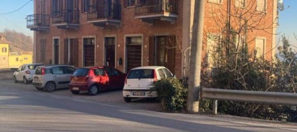 2 rooms Apartment in Diano d'Alba, Italy No. 24944 2