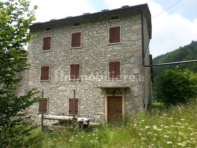 4 غرف نوم منزل في Bosco Chiesanuova, Italy رقم 74060