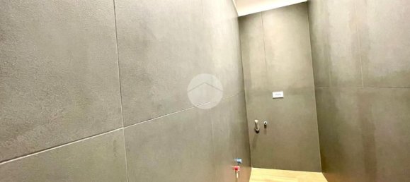 4 bedrooms Apartment in Naples, Italy No. 326323 17