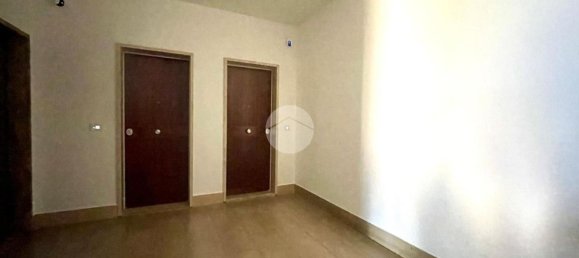 4 bedrooms Apartment in Naples, Italy No. 326323 3