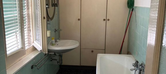 3-salle Appartement à Bergamo, Italy No. 303804 3