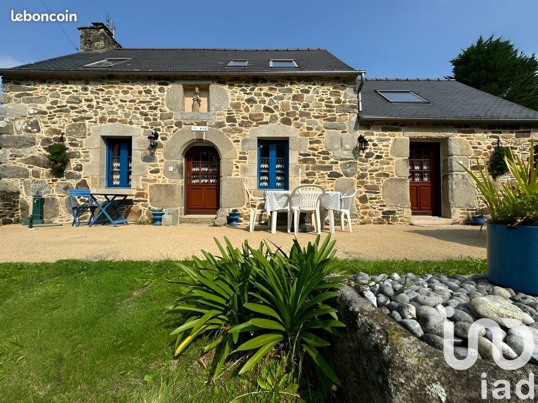 6 rooms House in Callac, France No. 197851