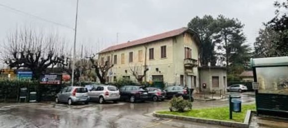 Gewerbliche Immobilie in Solbiate Arno, Italy 693m², Nr. 98225 5