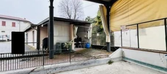 Gewerbliche Immobilie in Solbiate Arno, Italy 693m², Nr. 98225 8