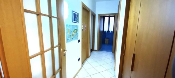 3-salle Appartement à San Giovanni in Persiceto, Italy No. 36893 34