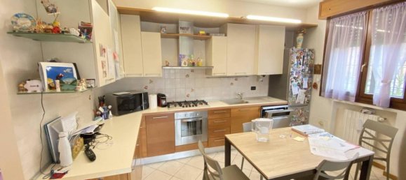 3-salle Appartement à San Giovanni in Persiceto, Italy No. 36893 14