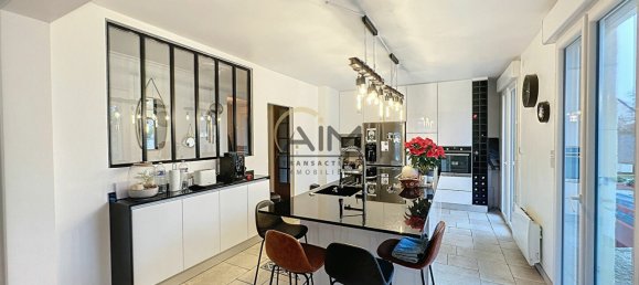 5 bedrooms House in Azay-sur-Cher, France No. 67705 2