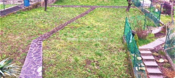 3 rooms Apartment in Zogno, Italy No. 81592 10