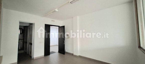4 rooms Office in Porto Sant'Elpidio, Italy No. 264541 2