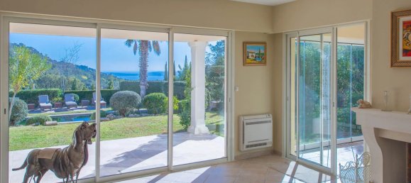 Villa de 4 dormitorios en Grimaud, France No. 1670 7