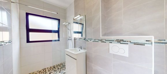 1 bedroom Apartment in Montfermeil, France No. 334186 6