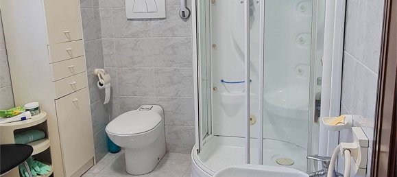 4غرفة فيلا في Albese con Cassano, Italy رقم 68094 55