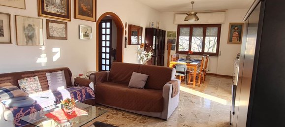 4غرفة فيلا في Albese con Cassano, Italy رقم 68094 45