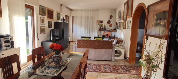 4غرفة فيلا في Albese con Cassano, Italy رقم 68094 40