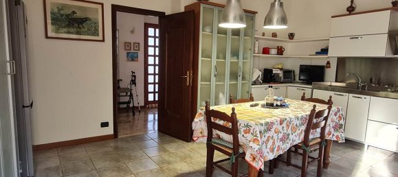 4غرفة فيلا في Albese con Cassano, Italy رقم 68094 48