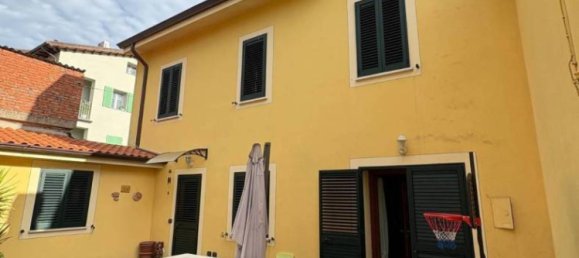 3 bedrooms House in Capannori, Italy No. 275225 36
