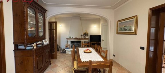 3 bedrooms House in Capannori, Italy No. 275225 12