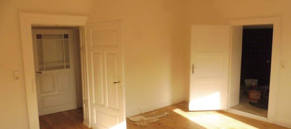 9 rooms Building in Neustadt an der Aisch, Germany No. 358413 5