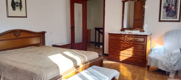 4 bedrooms House in Ziano Piacentino, Italy No. 313052 6