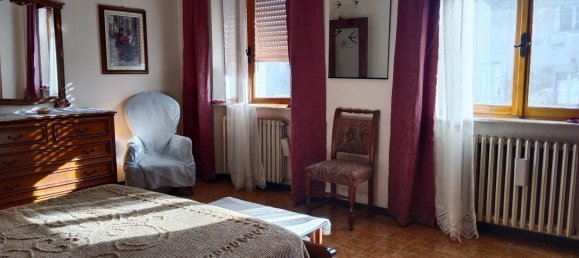 4 bedrooms House in Ziano Piacentino, Italy No. 313052 4