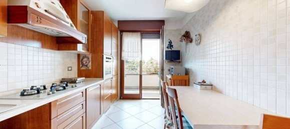 2 bedrooms Apartment in Cusano Milanino, Italy No. 332247 10