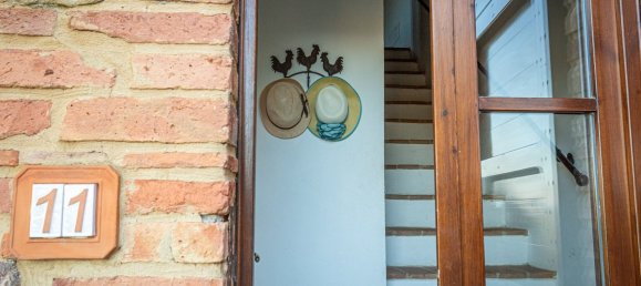 2 bedrooms Apartment in San Gimignano, Italy No. 281559 5