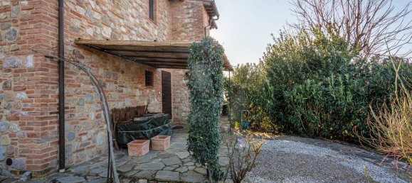 2 bedrooms Apartment in San Gimignano, Italy No. 281559 4