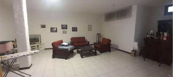 Вилла с 4 комнатами в Кассина де Пекки, Италия № 141550 16