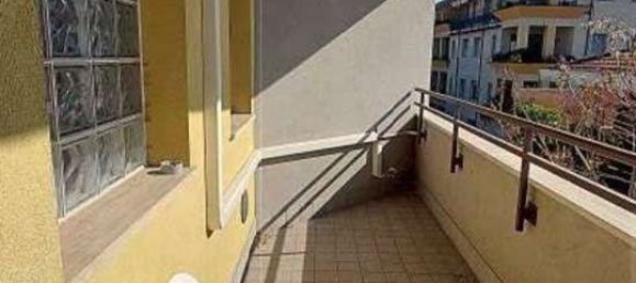 5-salle Appartement à Busto Arsizio, Italy No. 12976 18