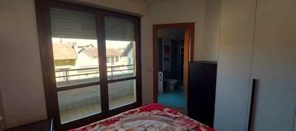 5-salle Appartement à Busto Arsizio, Italy No. 12976 5