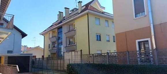 5-salle Appartement à Busto Arsizio, Italy No. 12976 29
