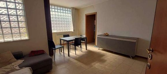 5-salle Appartement à Busto Arsizio, Italy No. 12976 23