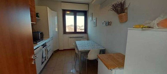 5-salle Appartement à Busto Arsizio, Italy No. 12976 6