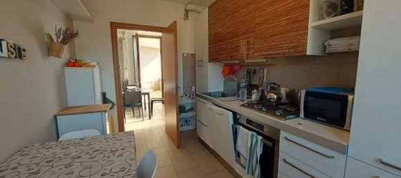 5-salle Appartement à Busto Arsizio, Italy No. 12976 4