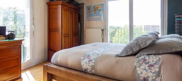 3 Schlafzimmer Doppelhaus in La Courneuve, France, Nr. 358531 5