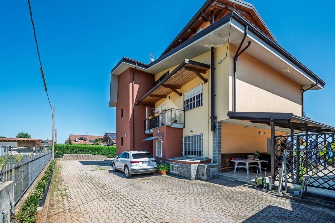 3 chambres Appartement à San Gillio, Italy No. 289999