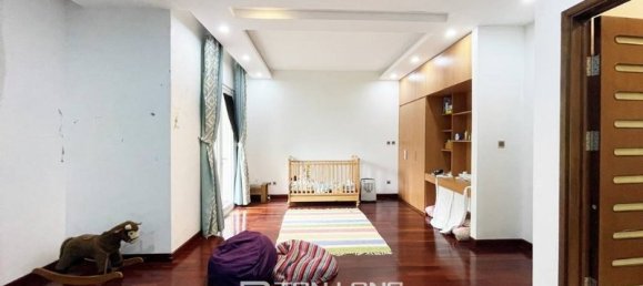 3 bedrooms Villa in Long Bien, Vietnam No. 676 12