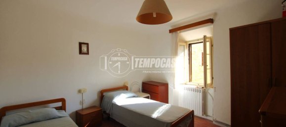 4 bedrooms House in Fermo, Italy No. 333770 9