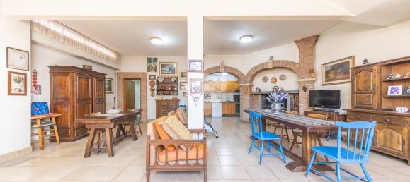 5-Zimmer Villa in Rome, Italy, Nr. 19526 32