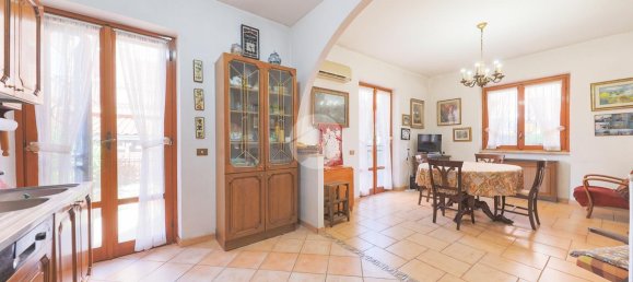 5-Zimmer Villa in Rome, Italy, Nr. 19526 7