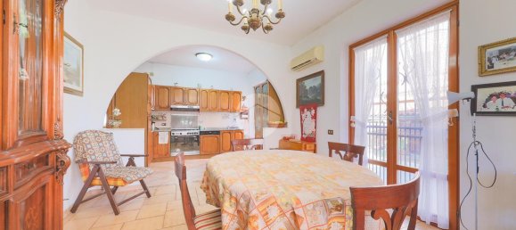 5-Zimmer Villa in Rome, Italy, Nr. 19526 12