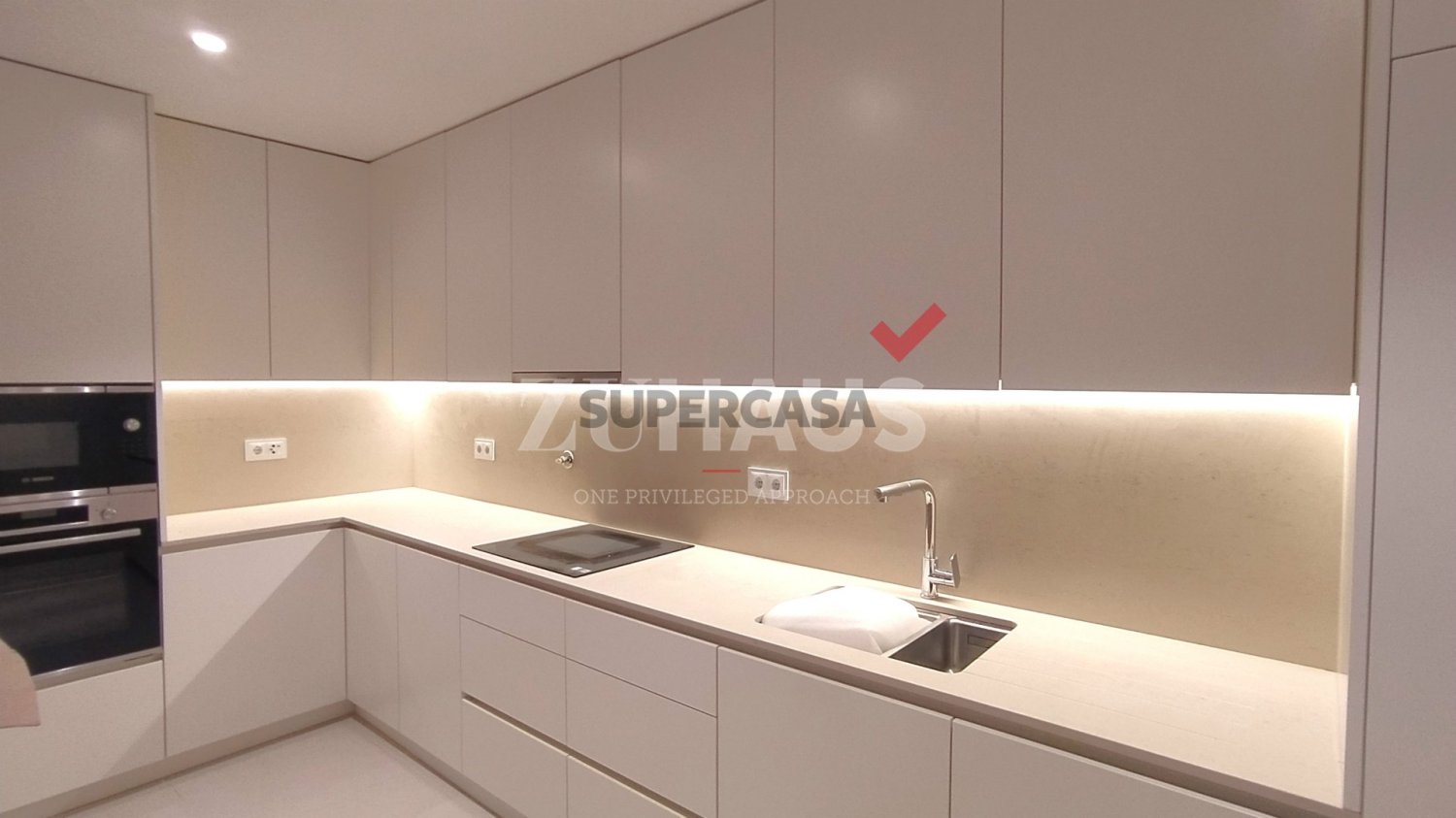 Дуплекс с 3 спальнями в Авейру, Португалия № 154610