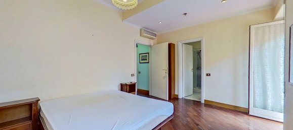 6 bedrooms Apartment in Rome, Italy No. 377779 32